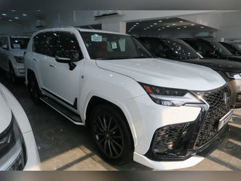 Lexus  LX  600 F Sport  2025  Automatic  12,000 Km  6 Cylinder  Four Wheel Drive (4WD)  SUV  White  With Warranty