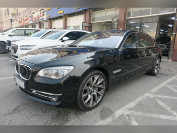 بي ام دبليو  الفئة - السابعة  740 Li  2015  اوتوماتيك  82,000 كم  6 سلندر  دفع خلفي  سيدان  أسود