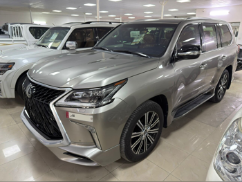 Lexus  LX  570  2017  Automatic  49,000 Km  8 Cylinder  Four Wheel Drive (4WD)  SUV  Sonic Titanium