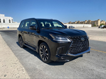 Lexus  LX  570 S Black Edition  2021  Automatic  113,000 Km  8 Cylinder  Four Wheel Drive (4WD)  SUV  Black