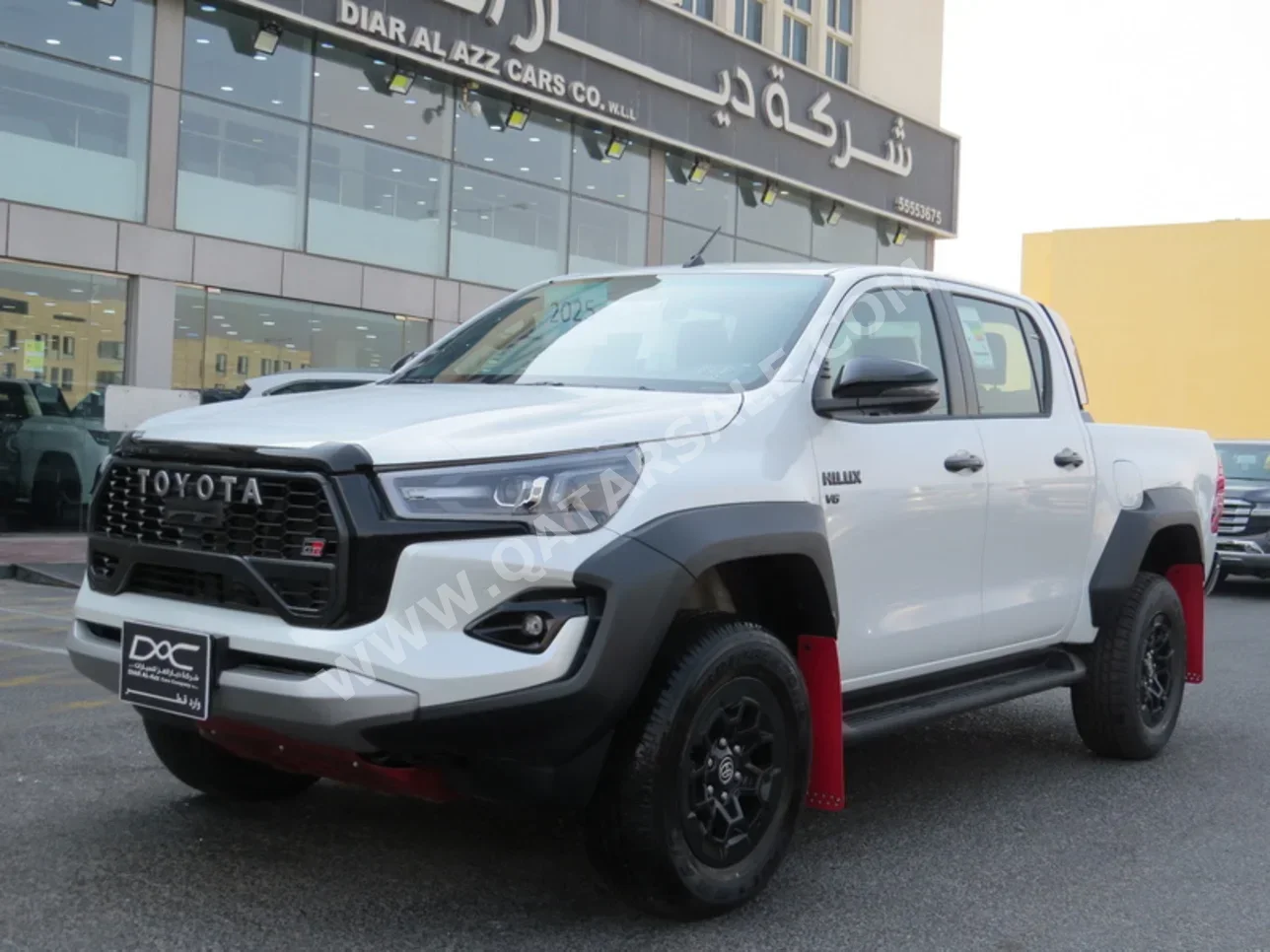 تويوتا هاي لوكس جي ار سبورت 2025 اوتوماتيك 0 كم 6 سلندر دفع رباعي بيكب أبيض تحت الضمان