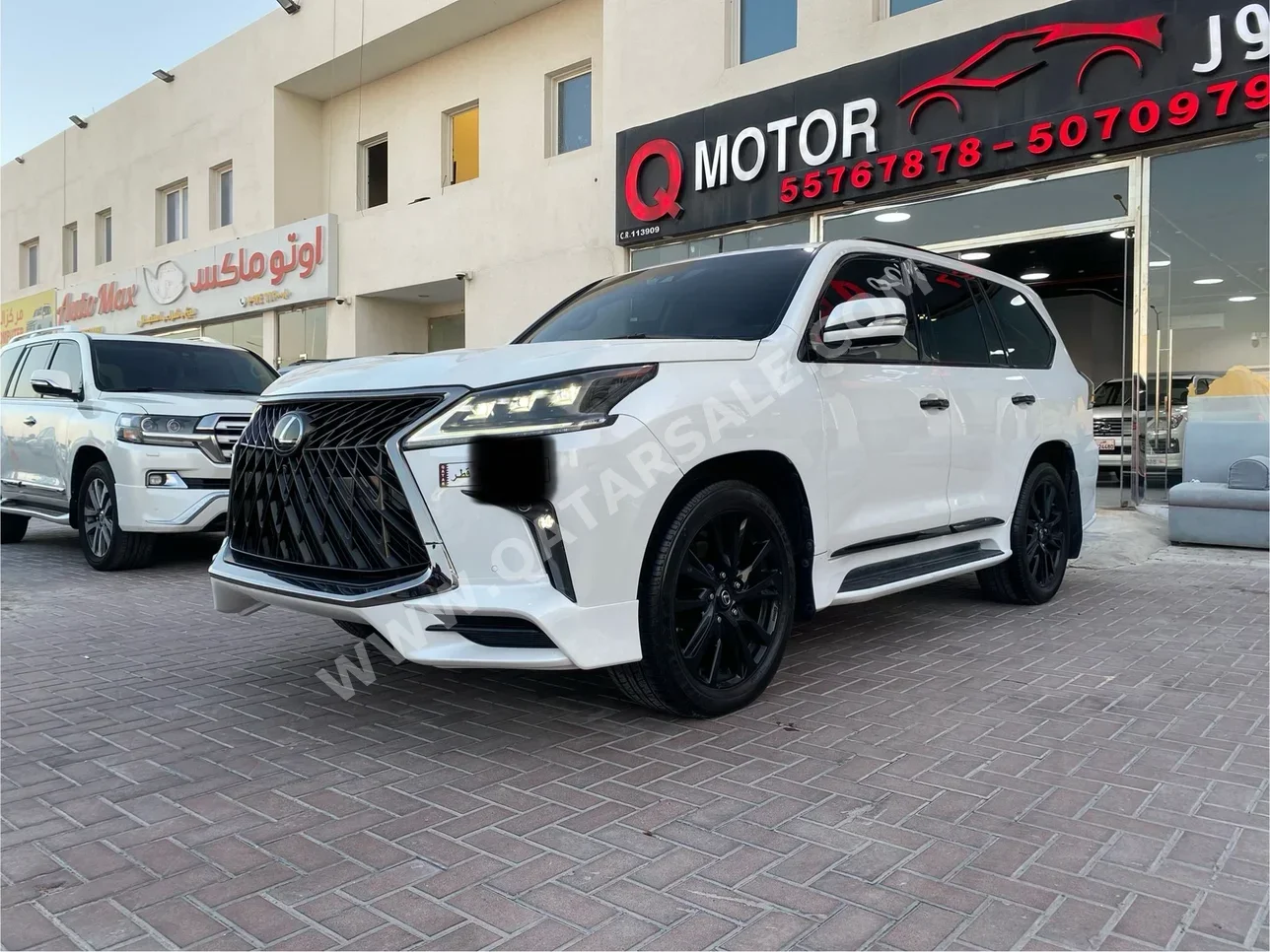 لكزس  ال اكس  570 اس بلاك ايديشن  2019  اوتوماتيك  119,000 كم  8 سلندر  دفع رباعي  اس يو في  أبيض