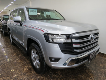 تويوتا  لاند كروزر  جي اكس ار توين توربو  2026  اوتوماتيك  0 كم  6 سلندر  دفع رباعي  اس يو في  فضي  تحت الضمان