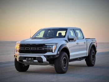 فورد أف 150 رابتر 2024 اوتوماتيك 0 كم 6 سلندر دفع رباعي بيكب فضي دخاني تحت الضمان