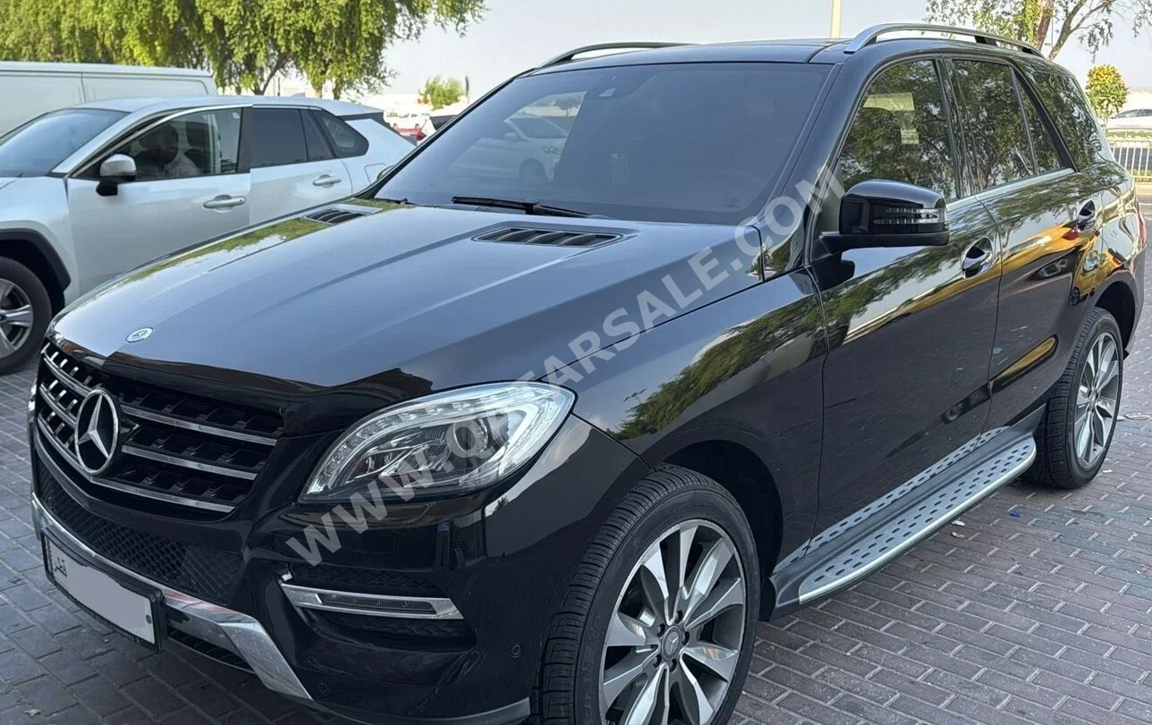 مرسيدس - بنز ام ال 400 2015 اوتوماتيك 24,000 كم 6 سلندر دفع رباعي اس يو في أسود