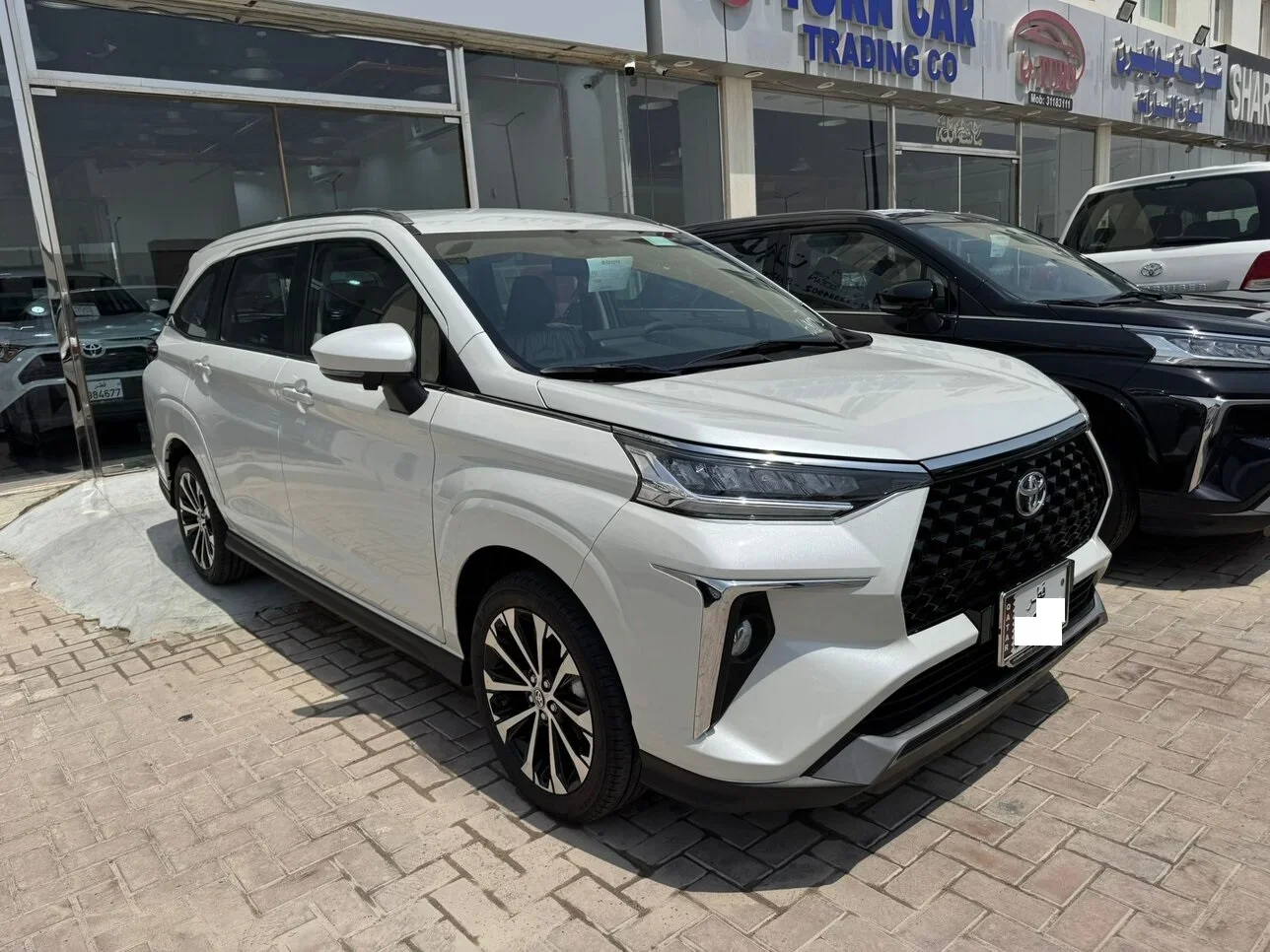 Toyota  Veloz  2025  Automatic  0 Km  4 Cylinder  Rear Wheel Drive (RWD)  SUV  White  With Warranty