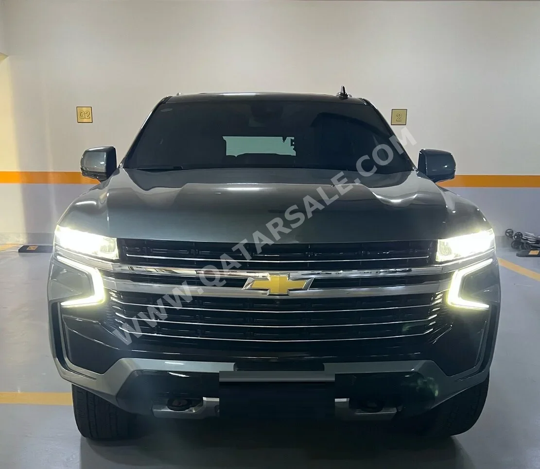 شفروليه تاهو ال تي 2023 اوتوماتيك 27,400 كم 8 سلندر دفع رباعي اس يو في أخضر زيتوني تحت الضمان