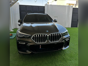 بي ام دبليو  الفئة - اكس  اكس 6  2021  اوتوماتيك  59,000 كم  6 سلندر  دفع رباعي  اس يو في  رمادي  تحت الضمان
