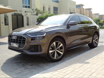 اودي  كيو 8  TFSI Quattro  2019  اوتوماتيك  72,000 كم  6 سلندر  دفع رباعي  اس يو في  بني