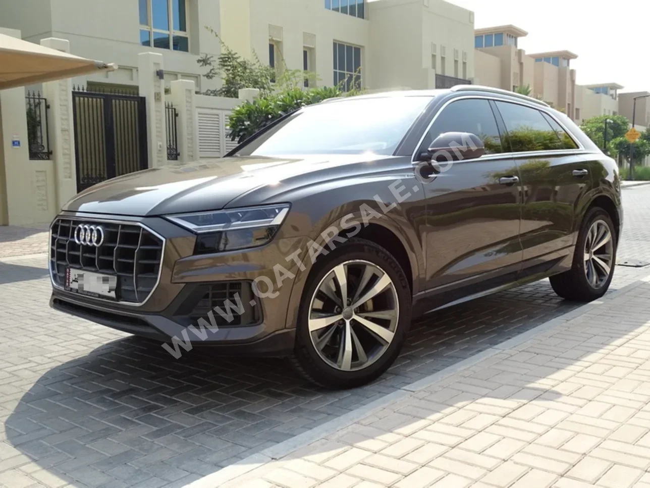 اودي  كيو 8  TFSI Quattro  2019  اوتوماتيك  72,000 كم  6 سلندر  دفع رباعي  اس يو في  بني