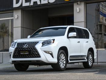 لكزس  جي اكس  460  2022  اوتوماتيك  90,000 كم  8 سلندر  دفع رباعي  اس يو في  أبيض