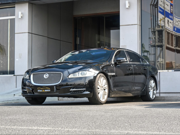 جاكوار  أكس جي ال  بريميموم لوكسري  2010  اوتوماتيك  133,000 كم  8 سلندر  دفع خلفي  سيدان  أسود