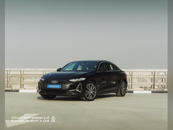 اودي  أي 5  4 سلندر  2x4  أسود  2026