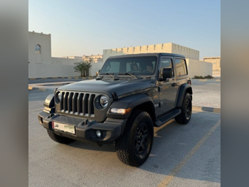 جييب  رانجلار  سبورت  2019  اوتوماتيك  48,000 كم  6 سلندر  دفع رباعي  اس يو في  رمادي