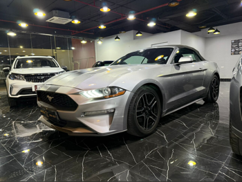 فورد  موستانغ  ايكو بوست  2021  اوتوماتيك  100,000 كم  4 سلندر  دفع خلفي  كوبيه \ سبورت  رمادي