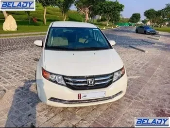 Honda  Odyssey  SUV 4x4  Beige  2017