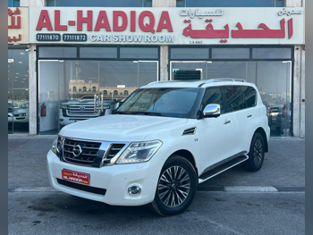 نيسان  باترول  بلاتنيوم  2014  اوتوماتيك  294,000 كم  8 سلندر  دفع رباعي  اس يو في  أبيض