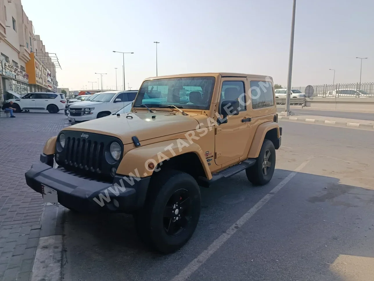Jeep Wrangler 2014 Automatic 330,000 Km 6 Cylinder Four Wheel Drive (4WD) SUV Yellow