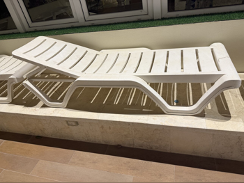 Patio Furniture - White  - Patio Chairs