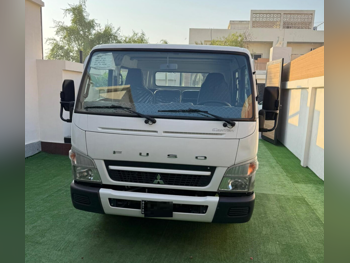 Mitsubishi Fuso Canter 2021 Manual 87,000 Km 4 Cylinder Rear Wheel Drive (RWD) Pick Up White