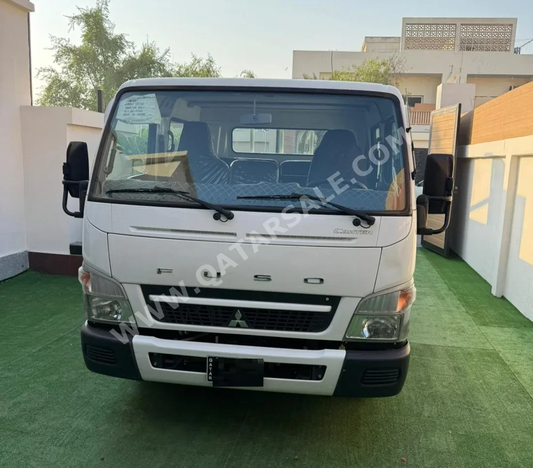 Mitsubishi  Fuso Canter  2021  Manual  87,000 Km  4 Cylinder  Rear Wheel Drive (RWD)  Pick Up  White