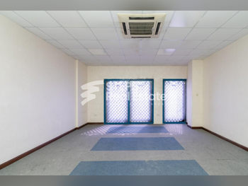 مكاتب تجارية - غير مفروشة  - الدوحة  - فريج النصر