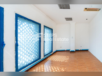 مكاتب تجارية - غير مفروشة  - الدوحة  - فريج النصر