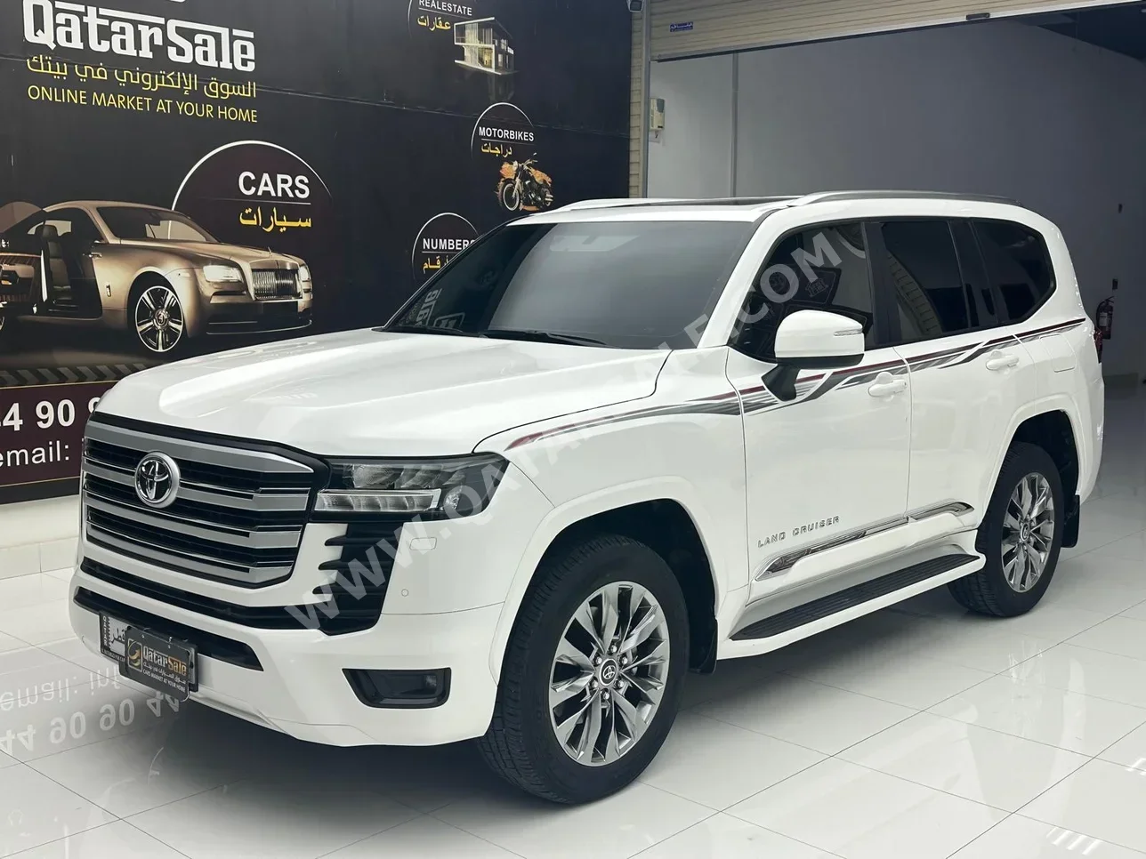 Toyota  Land Cruiser  GXR Twin Turbo  2024  Automatic  31,000 Km  6 Cylinder  Four Wheel Drive (4WD)  SUV  White  With Warranty