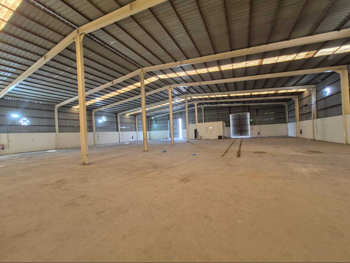 مخازن و مستودعات - الوكرة  - بركة العوامر  -المساحة: 2000 متر مربع