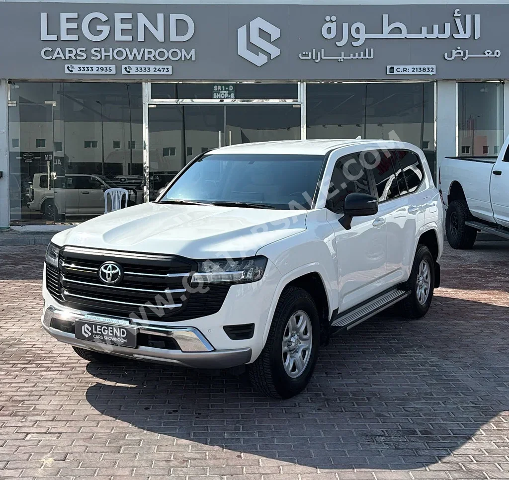 Toyota  Land Cruiser  GX  2024  Automatic  42,000 Km  6 Cylinder  Four Wheel Drive (4WD)  SUV  White  With Warranty