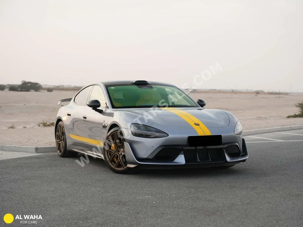 Xiaomi  SU7  Ultra  2025  Automatic  520 Km  0 Cylinder  All Wheel Drive (AWD)  Sedan  Silver