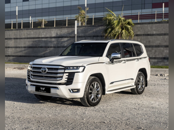 تويوتا  لاند كروزر  في اكس ار توين توربو  2023  اوتوماتيك  48,000 كم  6 سلندر  دفع رباعي  اس يو في  أبيض  تحت الضمان