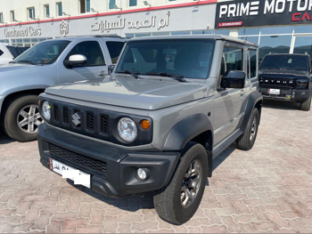Suzuki  Jimny  2022  Automatic  40,000 Km  4 Cylinder  Four Wheel Drive (4WD)  SUV  Gray