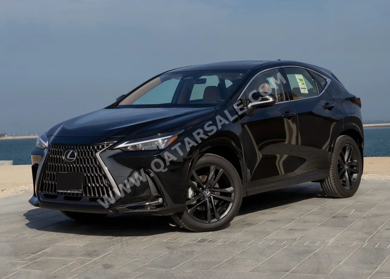 لكزس  ان اكس 350  إس يو في 4 في 4  أسود  2026