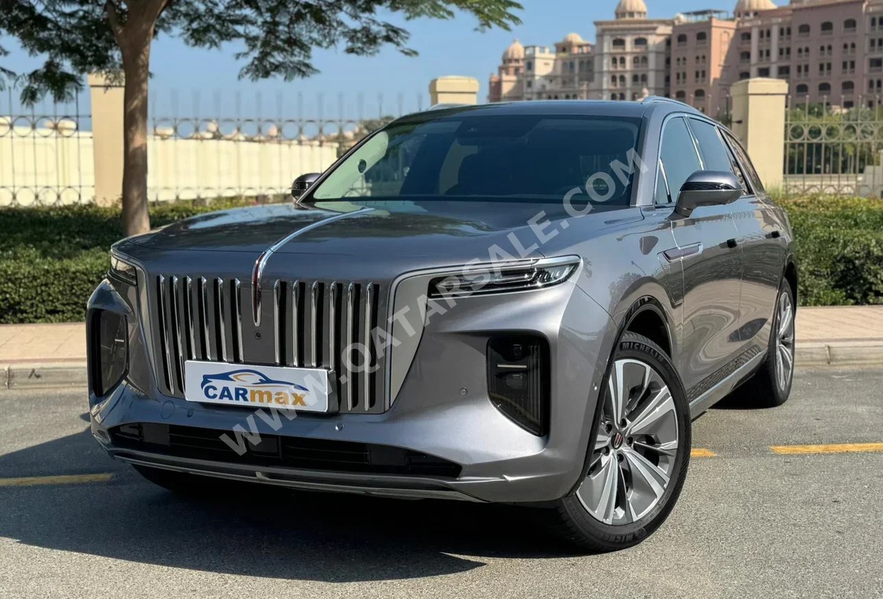 Hongqi E-HS9 2023 Automatic 16,000 Km 0 Cylinder Four Wheel Drive (4WD) SUV Gray With Warranty
