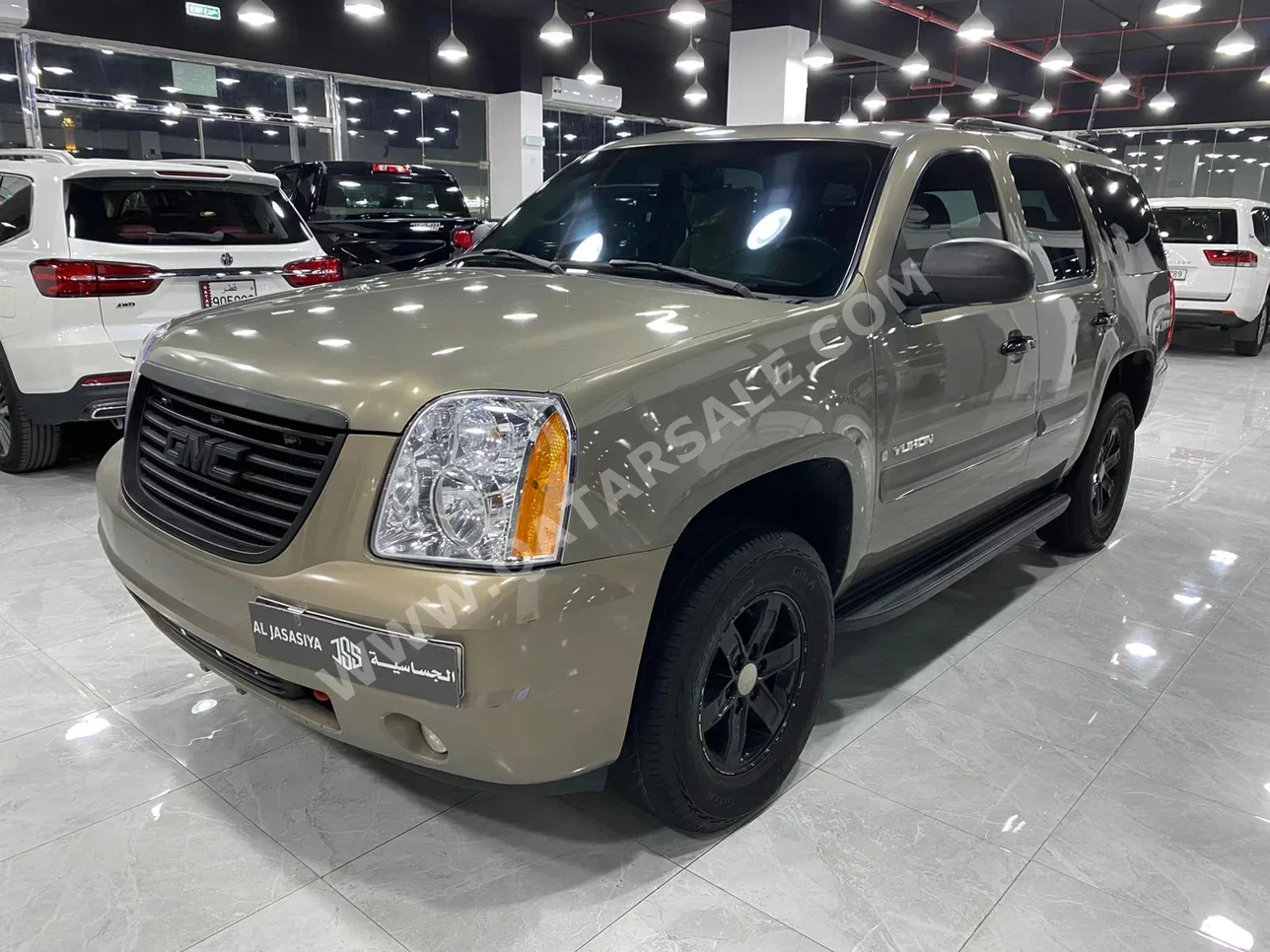 جي ام سي يوكون 2007 اوتوماتيك 409,000 كم 8 سلندر دفع رباعي اس يو في ذهبي