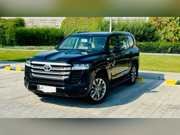 Toyota  Land Cruiser  GXR Twin Turbo  2023  Automatic  62,000 Km  6 Cylinder  Four Wheel Drive (4WD)  SUV  Black  With Warranty