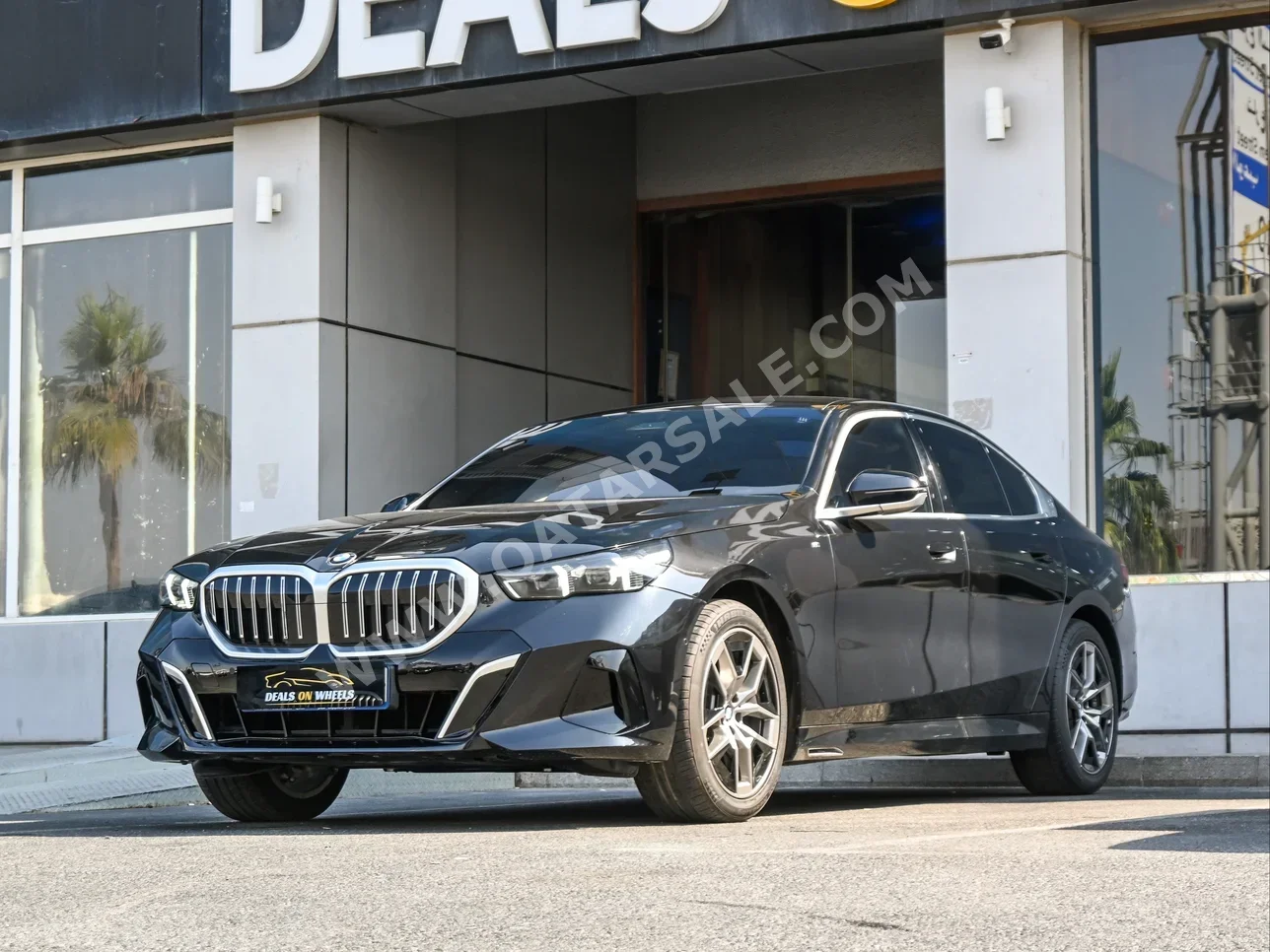 BMW 5-Series 520i 2024 Automatic 31,000 Km 4 Cylinder Rear Wheel Drive (RWD) Sedan Black