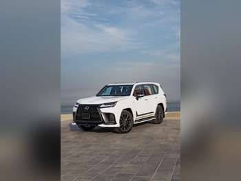 لكزس ال اكس 600 اف - سبورت إس يو في 4 في 4 أبيض 2025