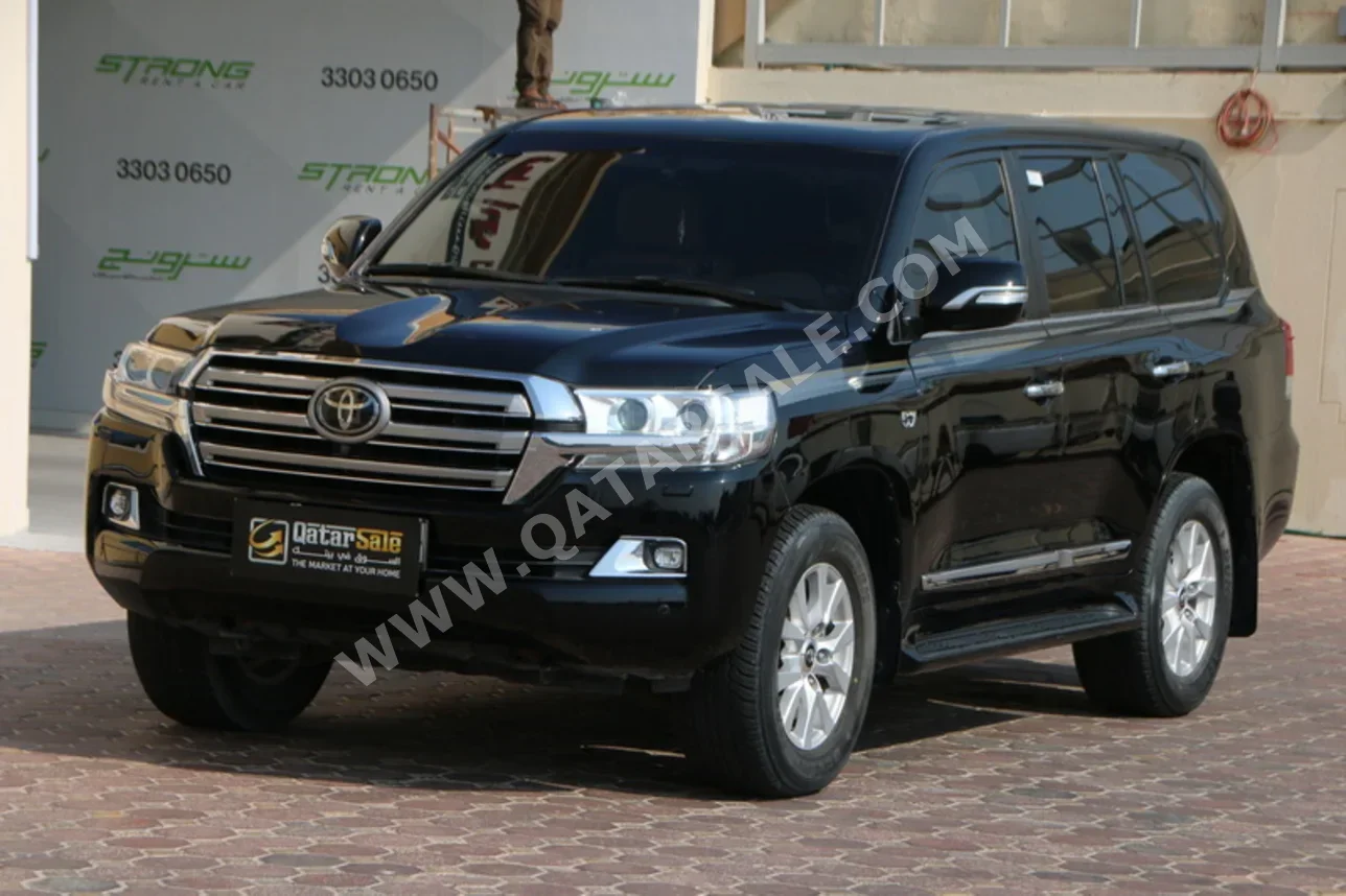 Toyota Land Cruiser VXR 2021 Automatic 54,000 Km 8 Cylinder Four Wheel Drive (4WD) SUV Black