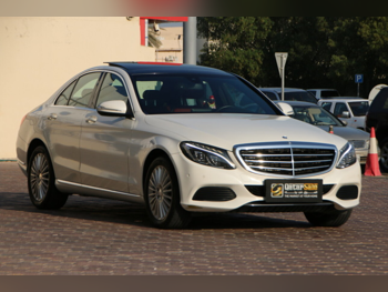 Mercedes-Benz C-Class 200 2015 Automatic 152,000 Km 4 Cylinder Rear Wheel Drive (RWD) Sedan White