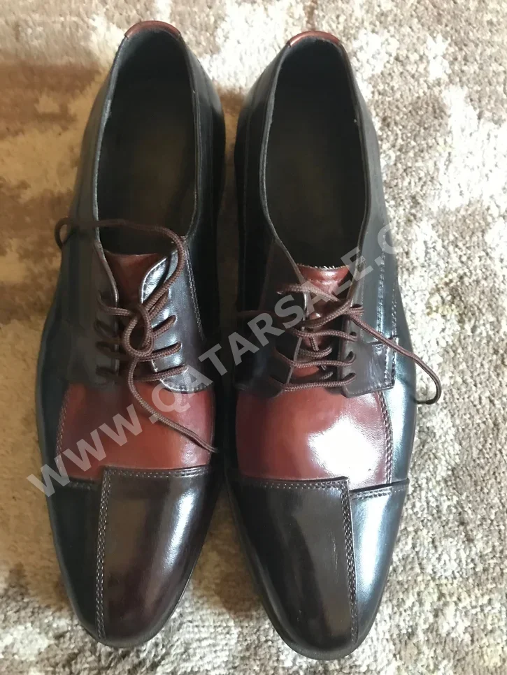 أحذية جلد اصلي  بنى مقاس 41  ايطاليا  رجالي