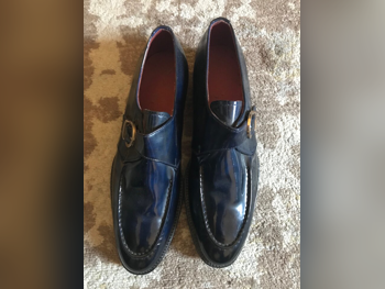أحذية جلد اصلي  أزرق مقاس 41  ايطاليا  رجالي