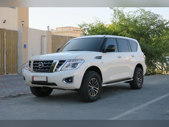 نيسان  باترول  اس اي  2019  اوتوماتيك  65,000 كم  8 سلندر  دفع رباعي  اس يو في  أبيض  تحت الضمان