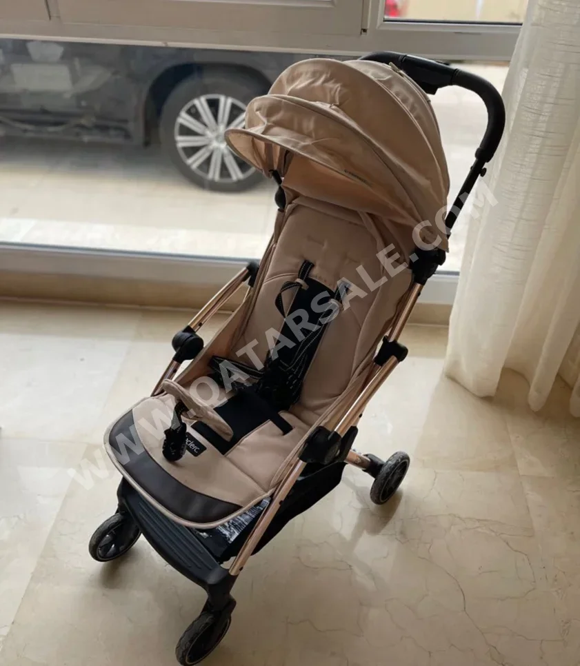 عربات الأطفال لوكلير  عربة فردية  اللون البيج