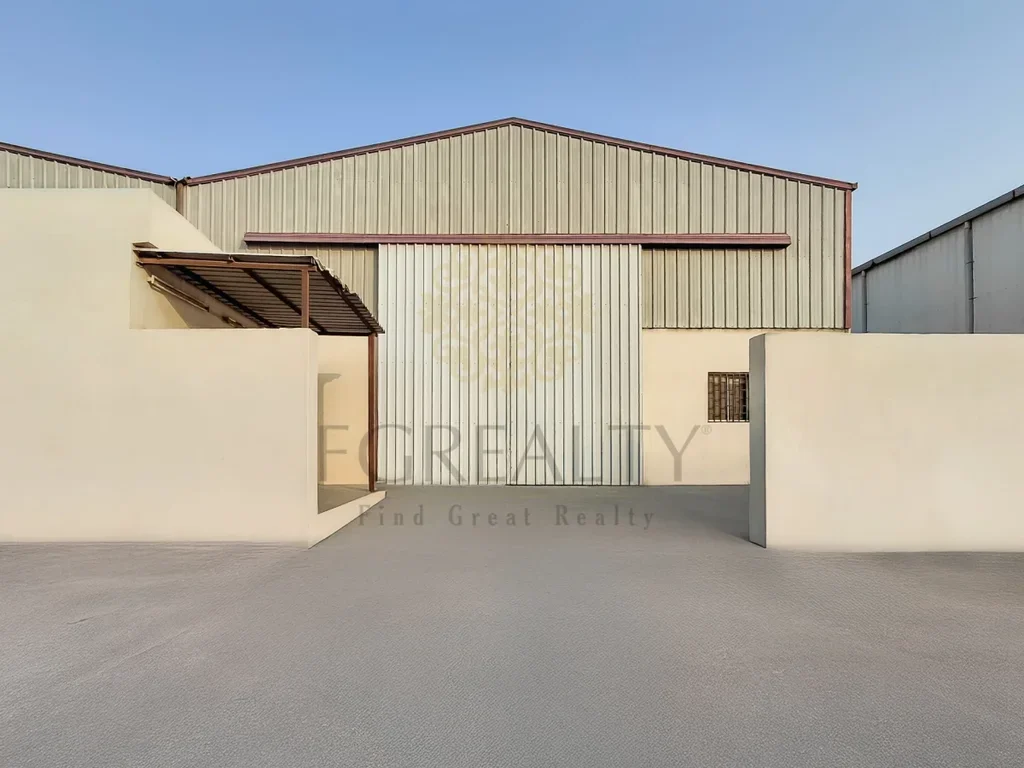 Warehouses & Stores - Al Rayyan  - Industrial Area  -Area Size: 280 Square Meter