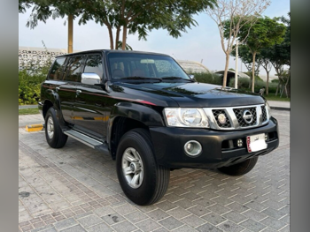 نيسان  باترول  سفاري  2016  اوتوماتيك  198,000 كم  6 سلندر  دفع رباعي  اس يو في  أسود