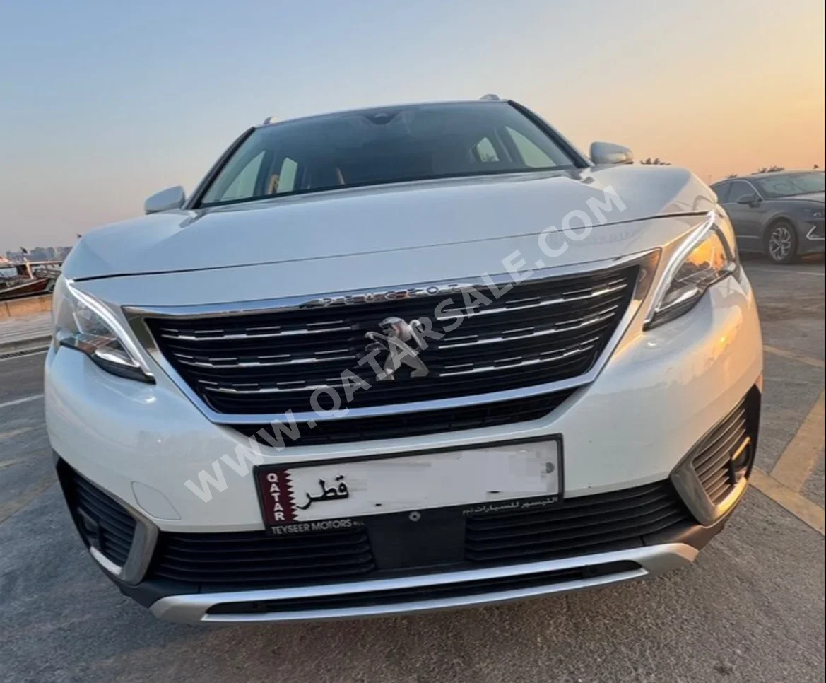 Peugeot  5008  2021  Automatic  100,000 Km  4 Cylinder  All Wheel Drive (AWD)  SUV  White