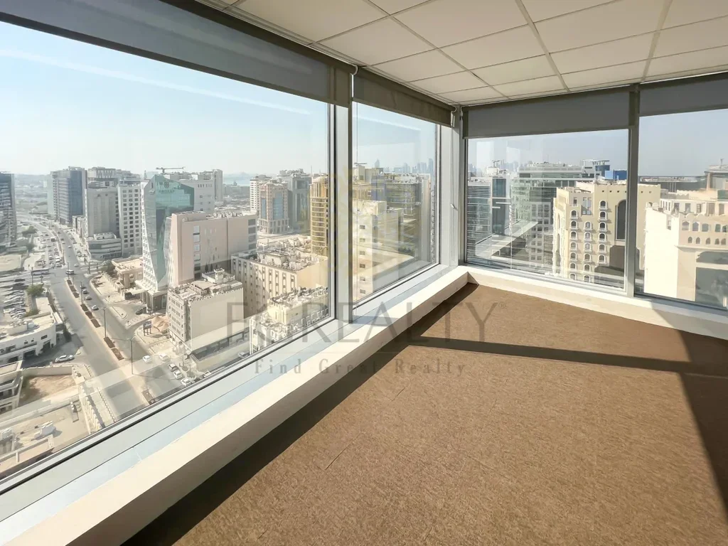 Commercial Offices - Not Furnished  - Doha  - Fereej Old Al Hitmi