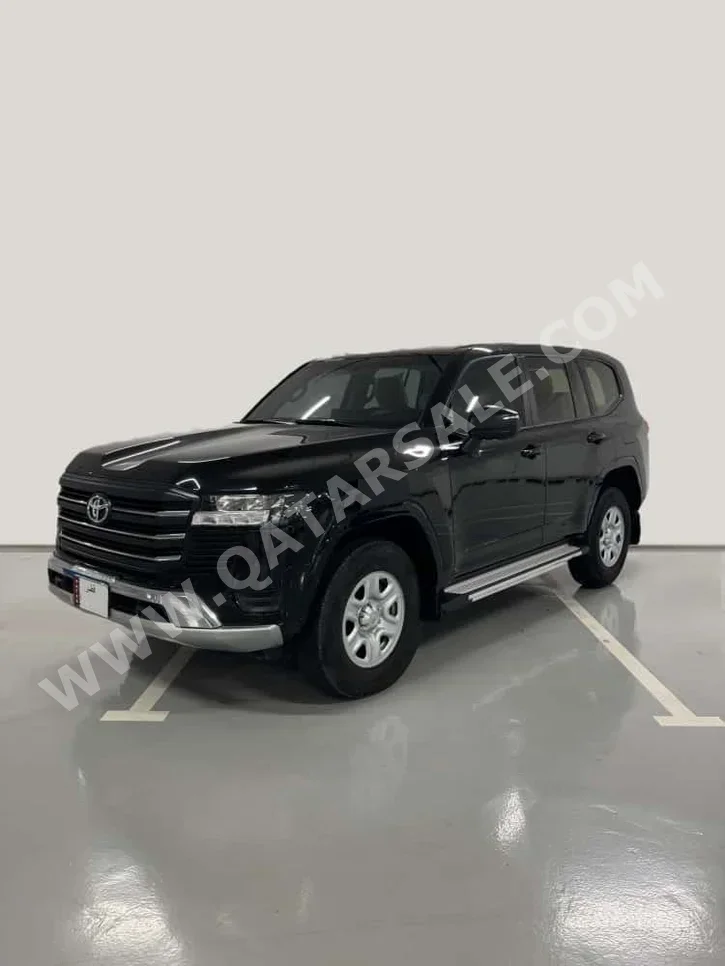Toyota  Land Cruiser  GX  2024  Automatic  30,000 Km  6 Cylinder  Four Wheel Drive (4WD)  SUV  Black  With Warranty